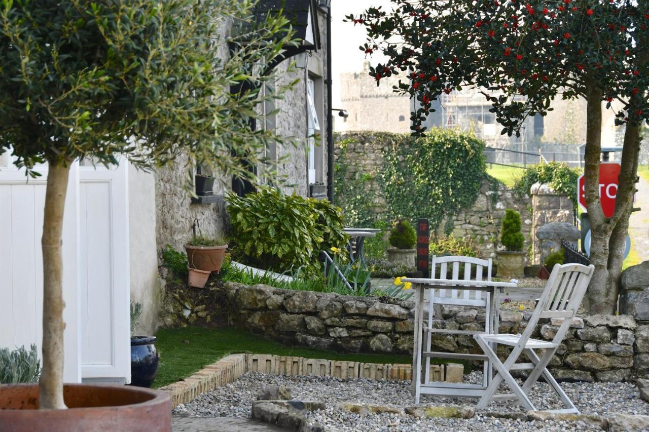 Carew Inn Gasthof *